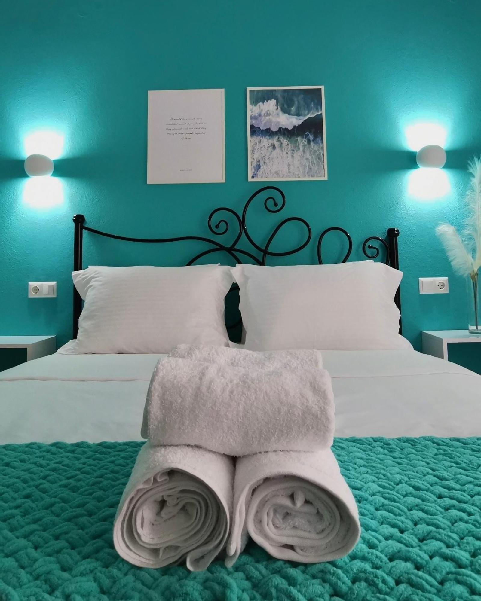 W Pearl Suite Néa Péramos Exteriör bild